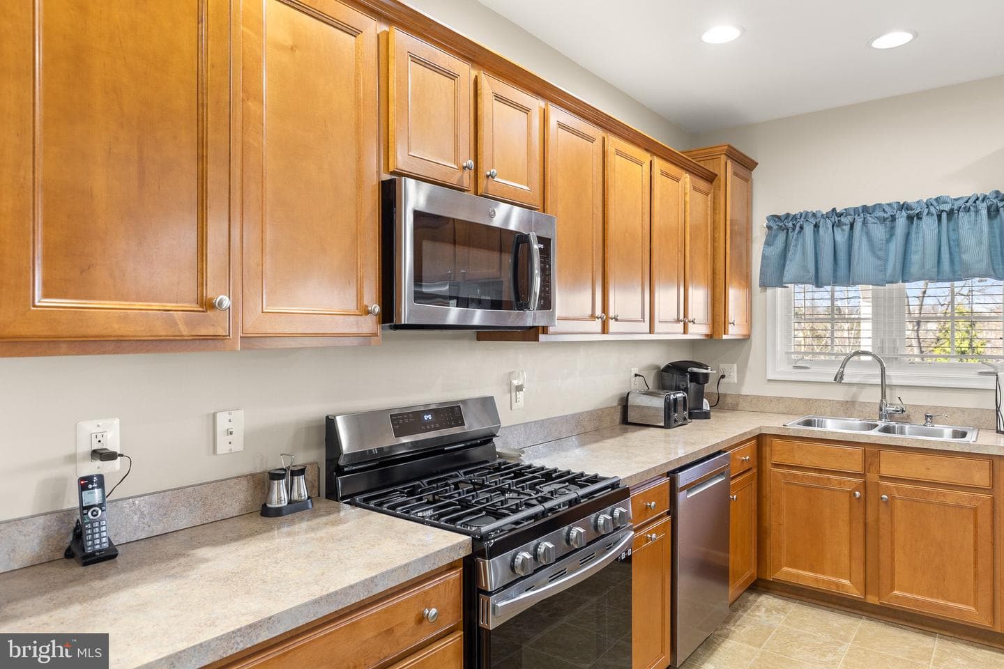 201 Peach Tree Court photo 18