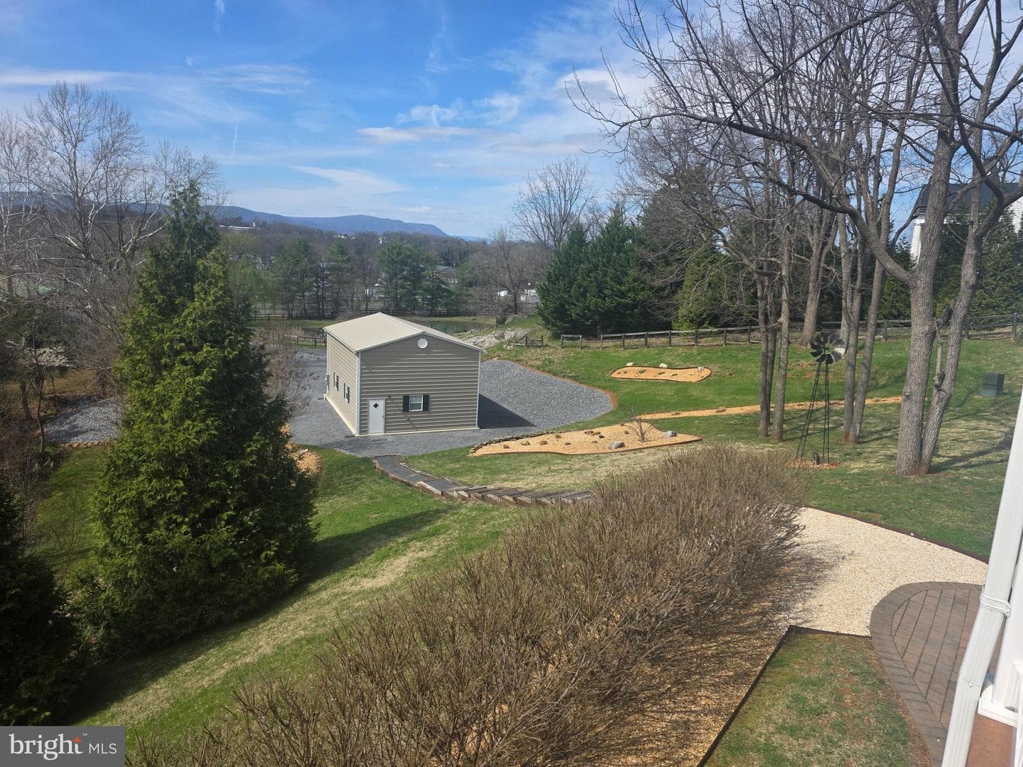 201 Peach Tree Court photo 43