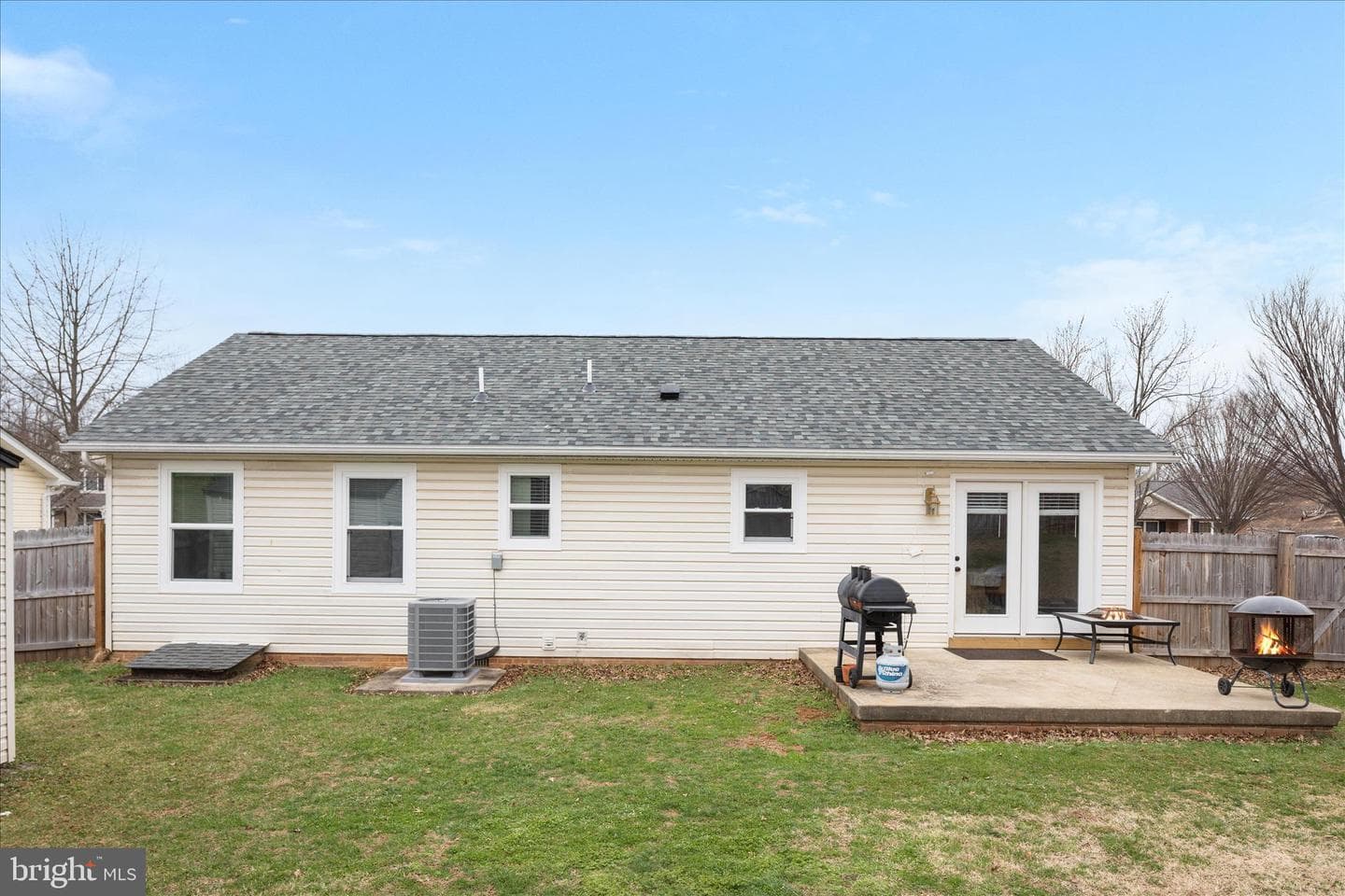 1112 Ashby Street photo 28