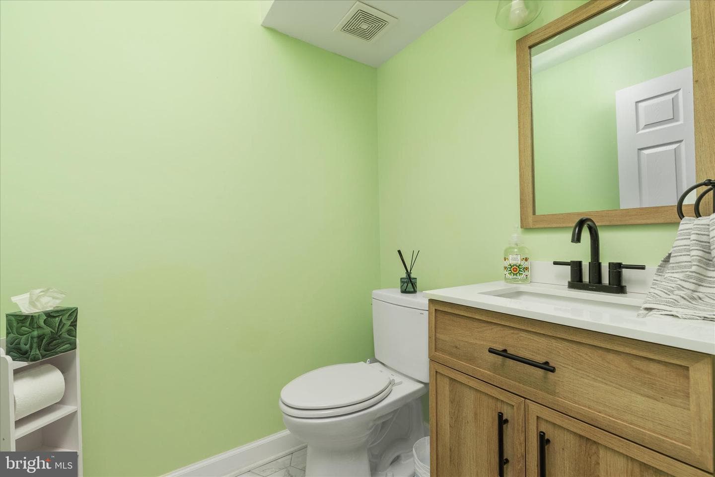 1161 Happy Ridge Drive photo 17