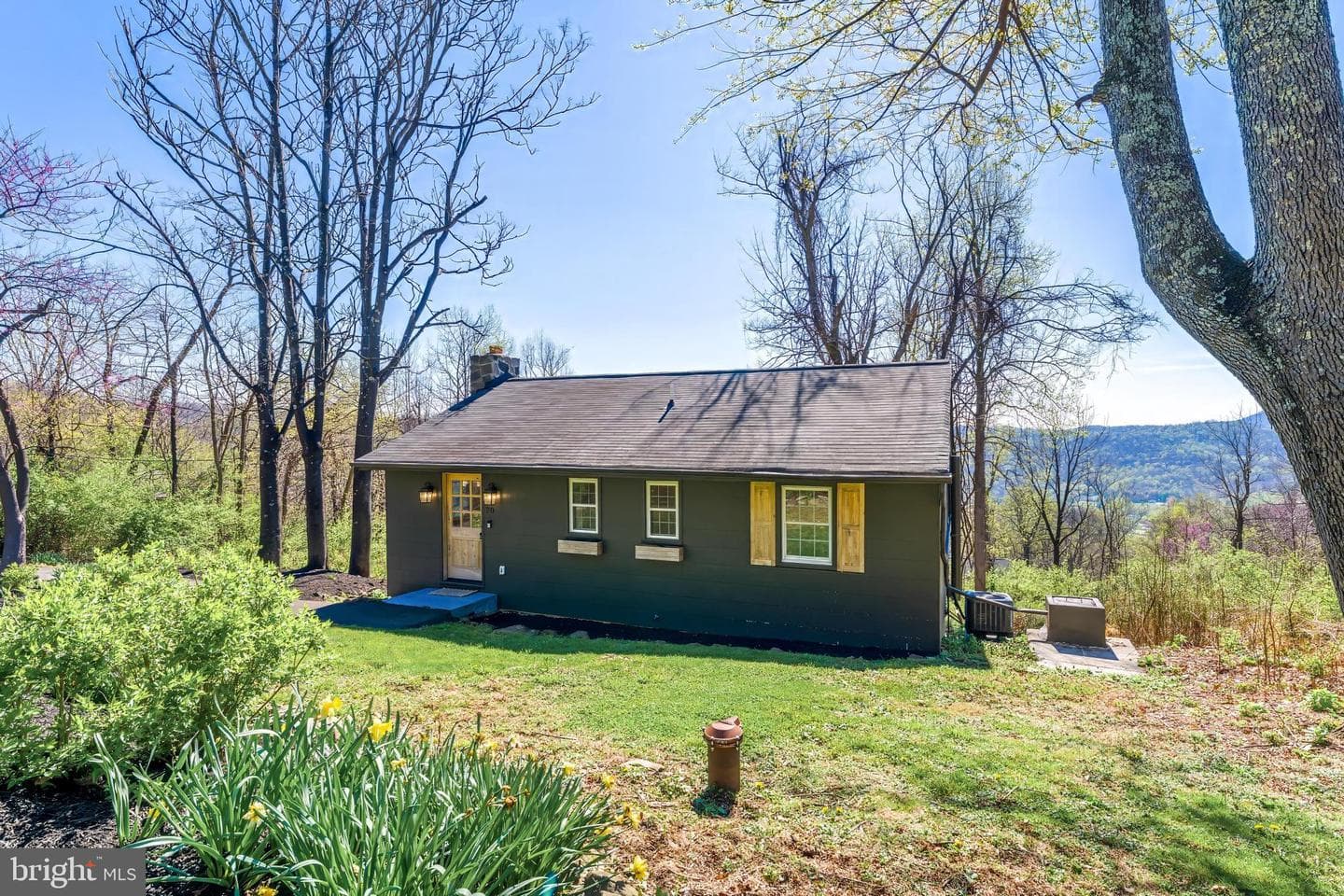 70 Arrowood Road photo 3