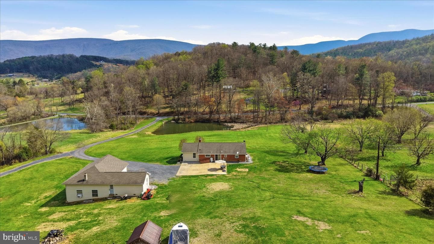 4001 Bentonville Road, Bentonville