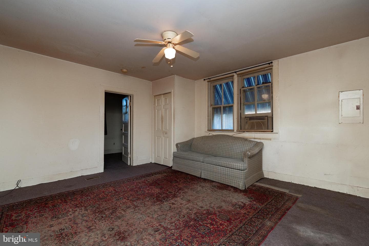 311 Grand Avenue photo 7