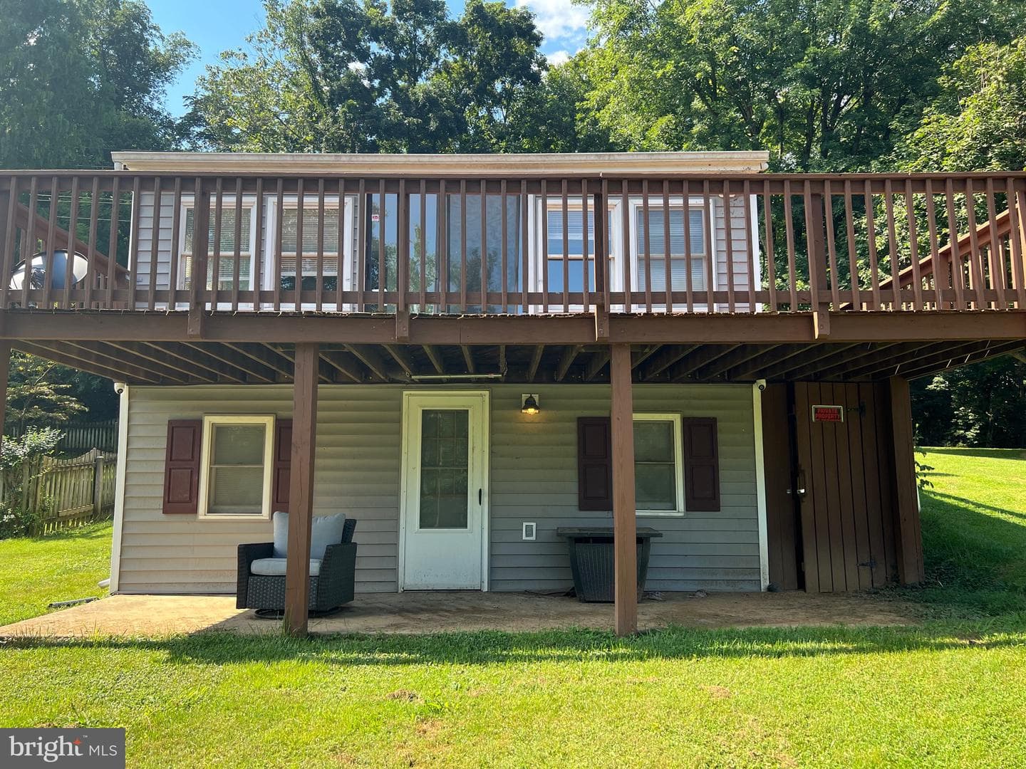 215 Harris Drive photo 6
