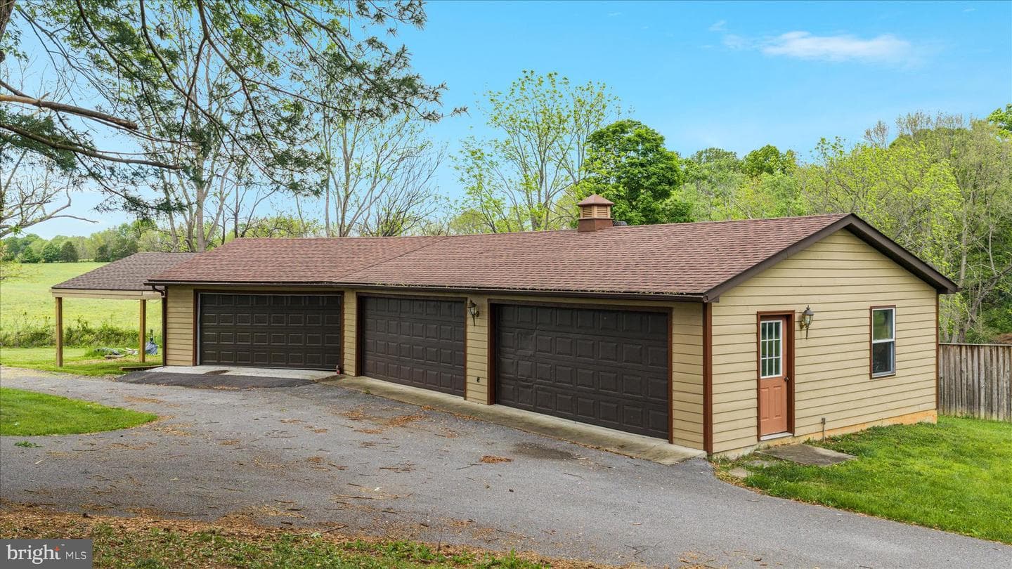 263 Bowling Green Road photo 52