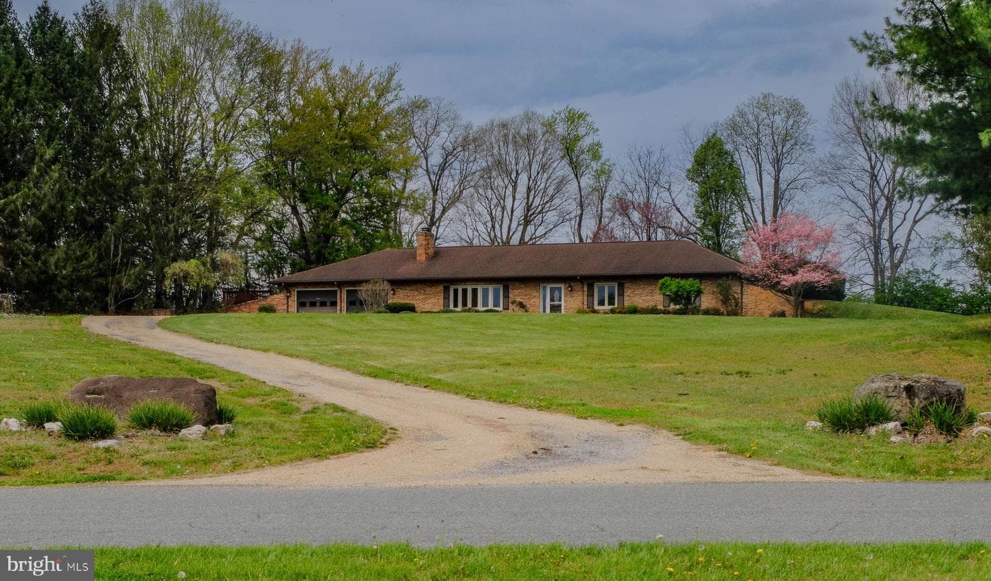 225 Bowling Green Road photo 11