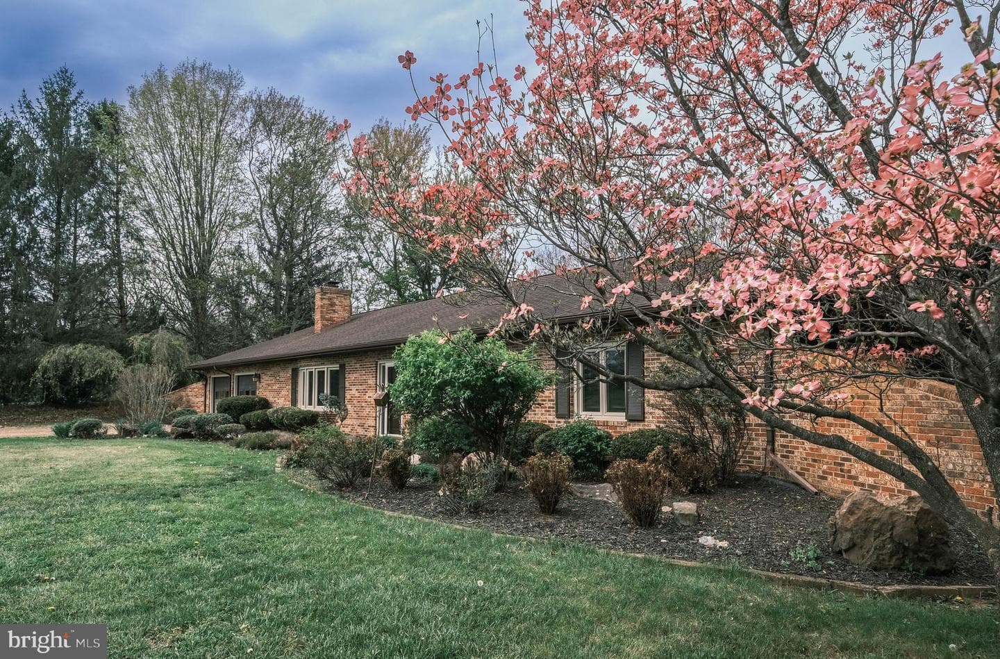 225 Bowling Green Road photo 9