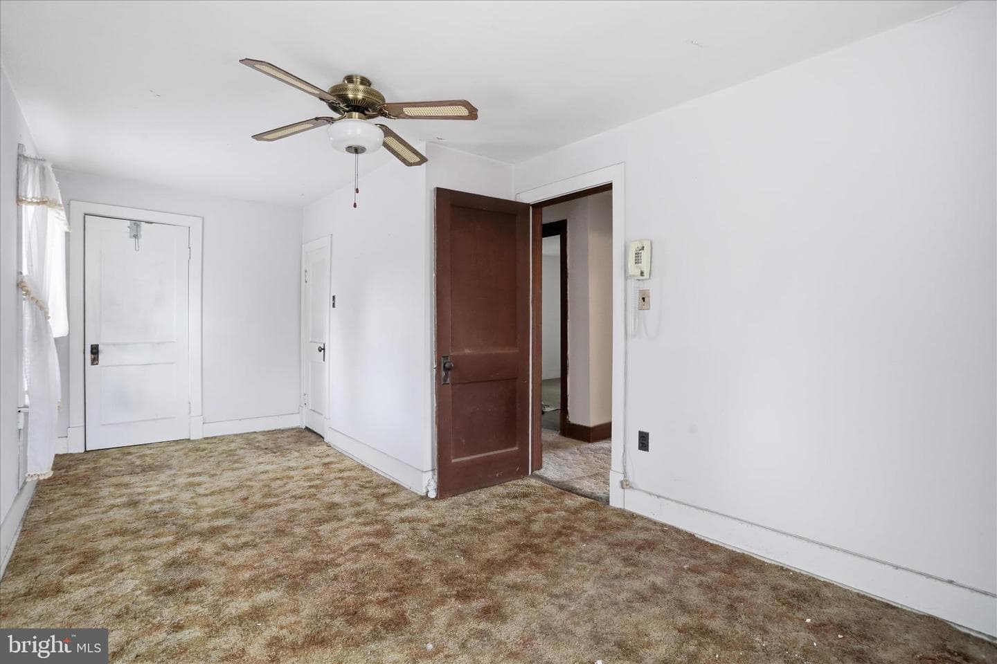 104 W 12th Street photo 25