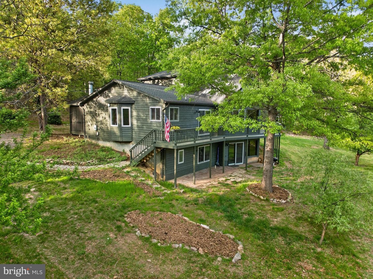 1512 Pilgrims Way photo 4