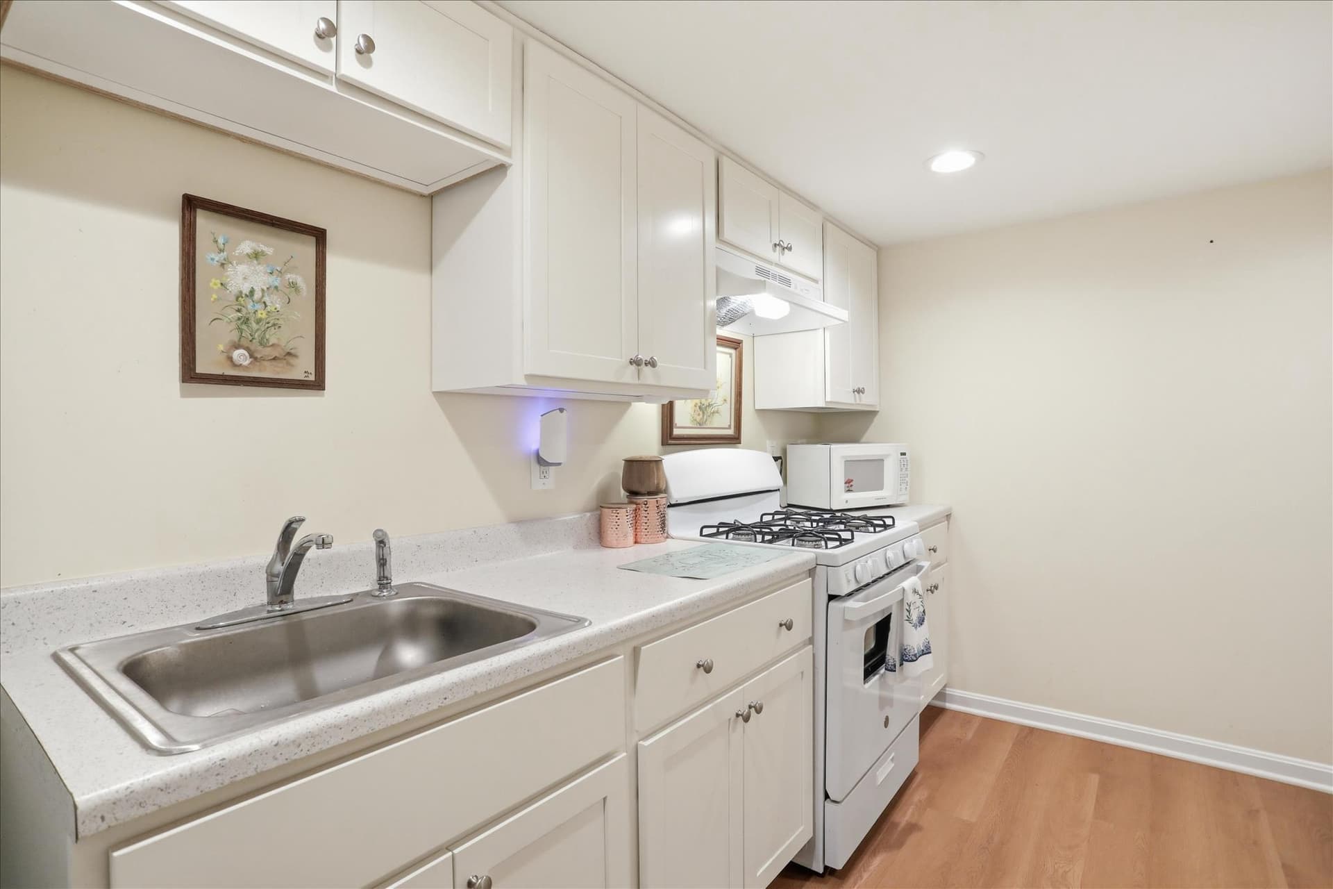 1116 Summit Avenue photo 31