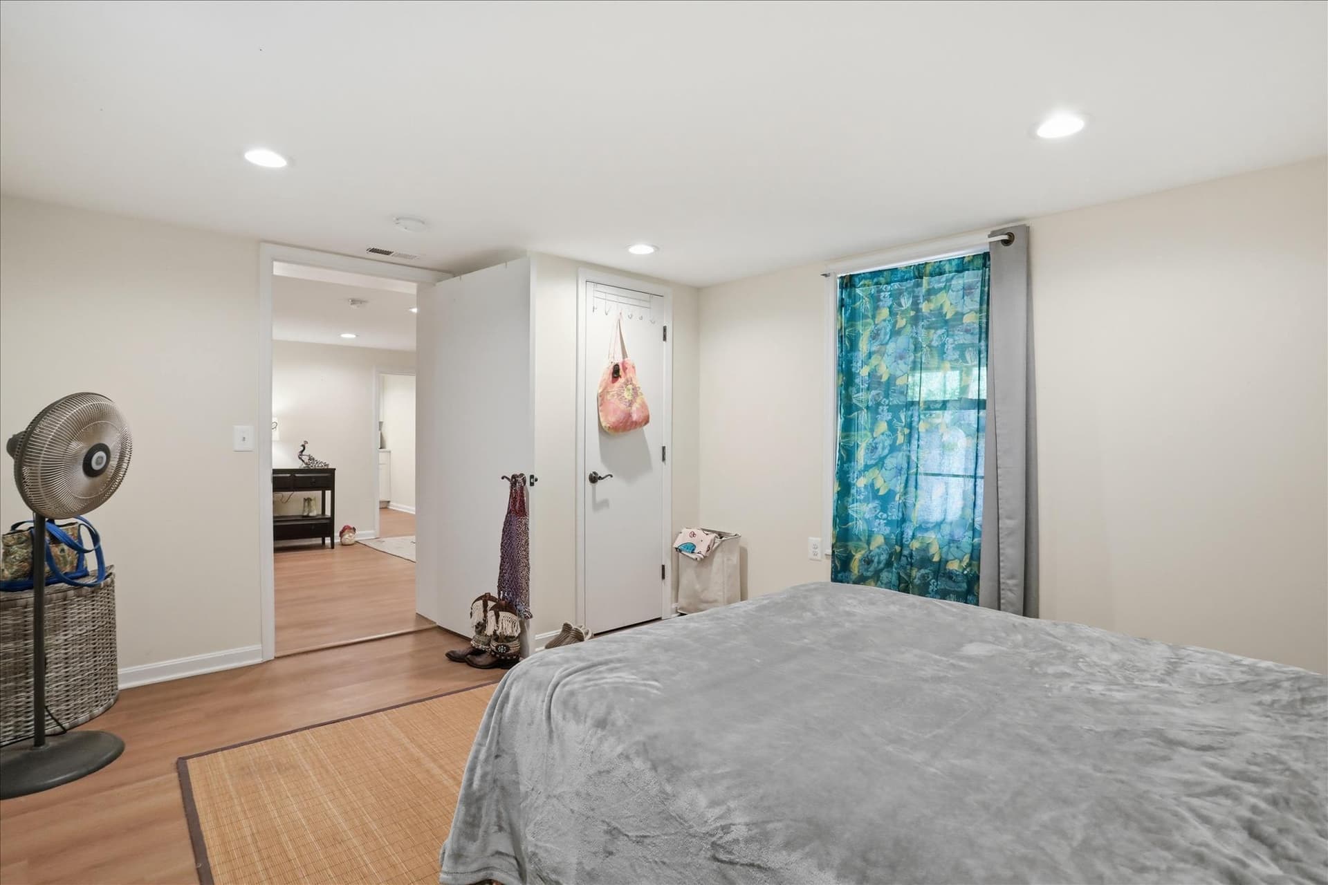 1116 Summit Avenue photo 36