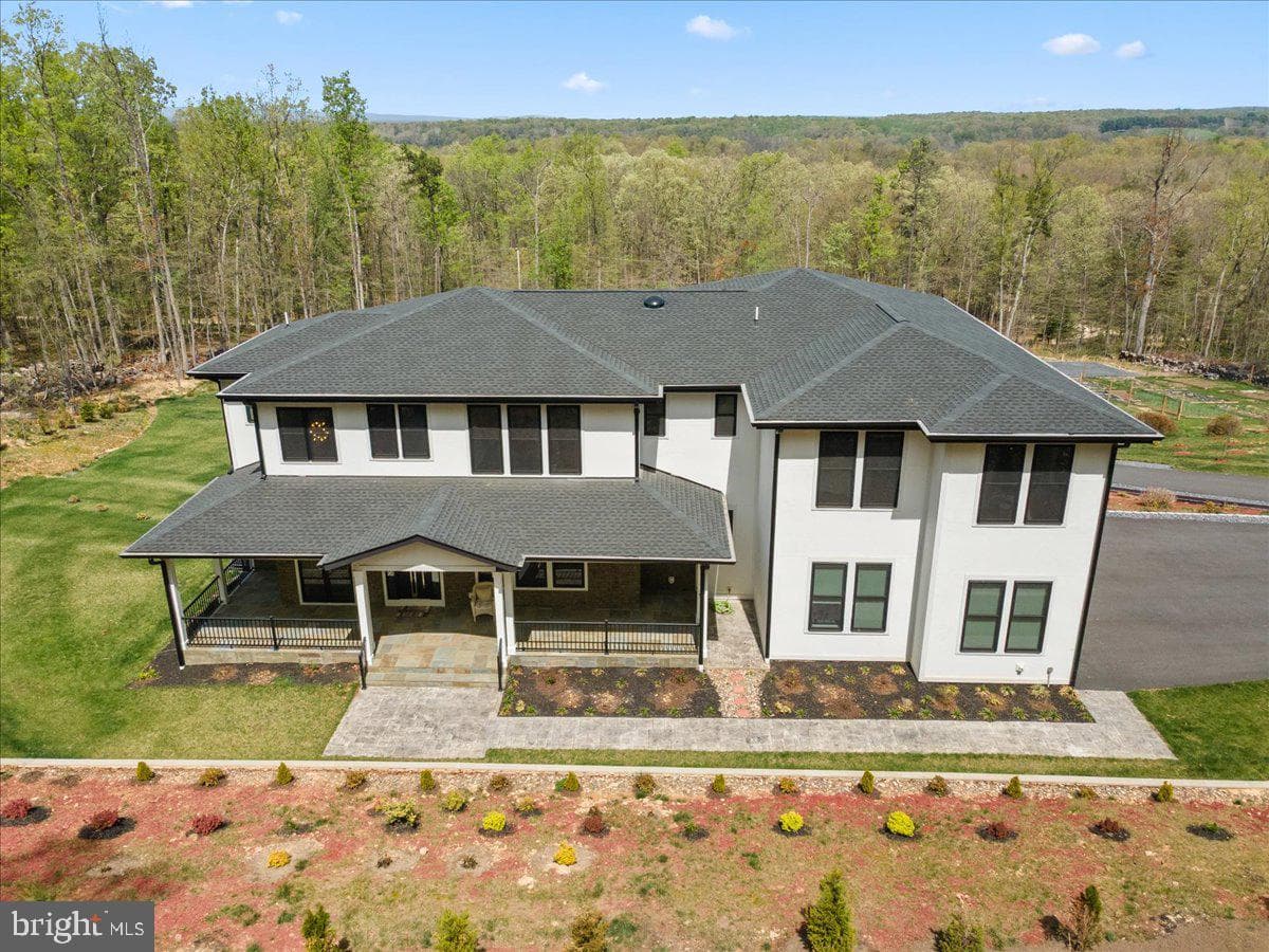 138 Wooded Lane, Front Royal