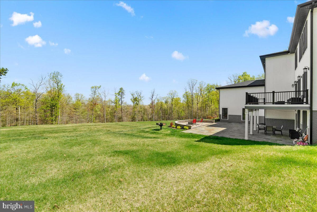 138 Wooded Lane photo 80