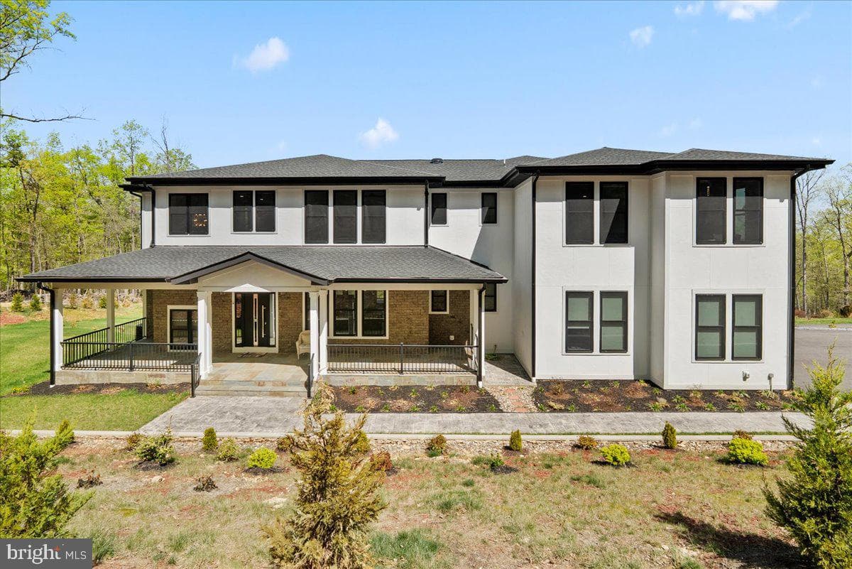 138 Wooded Lane photo 9