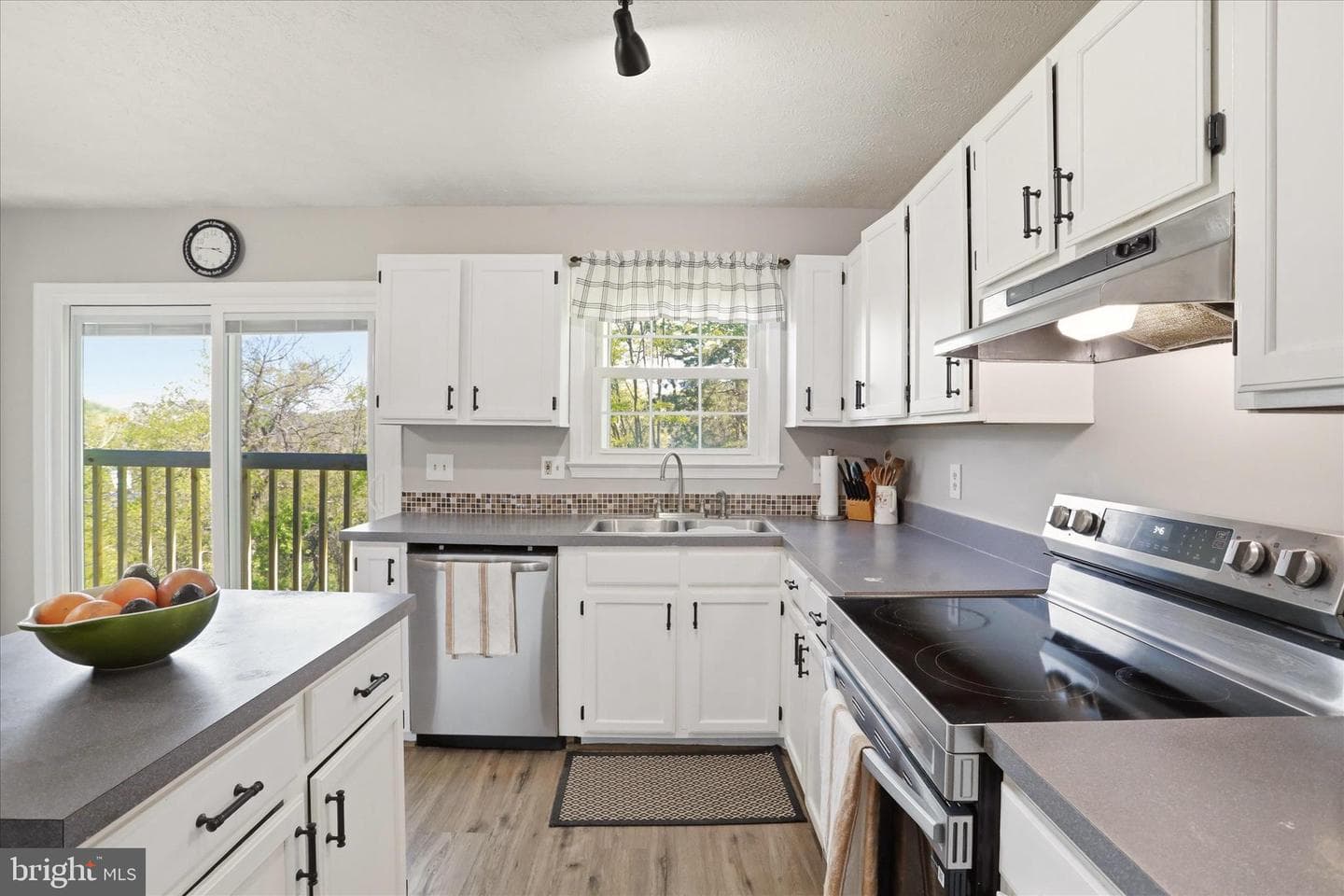380 Granny Smith Road photo 11