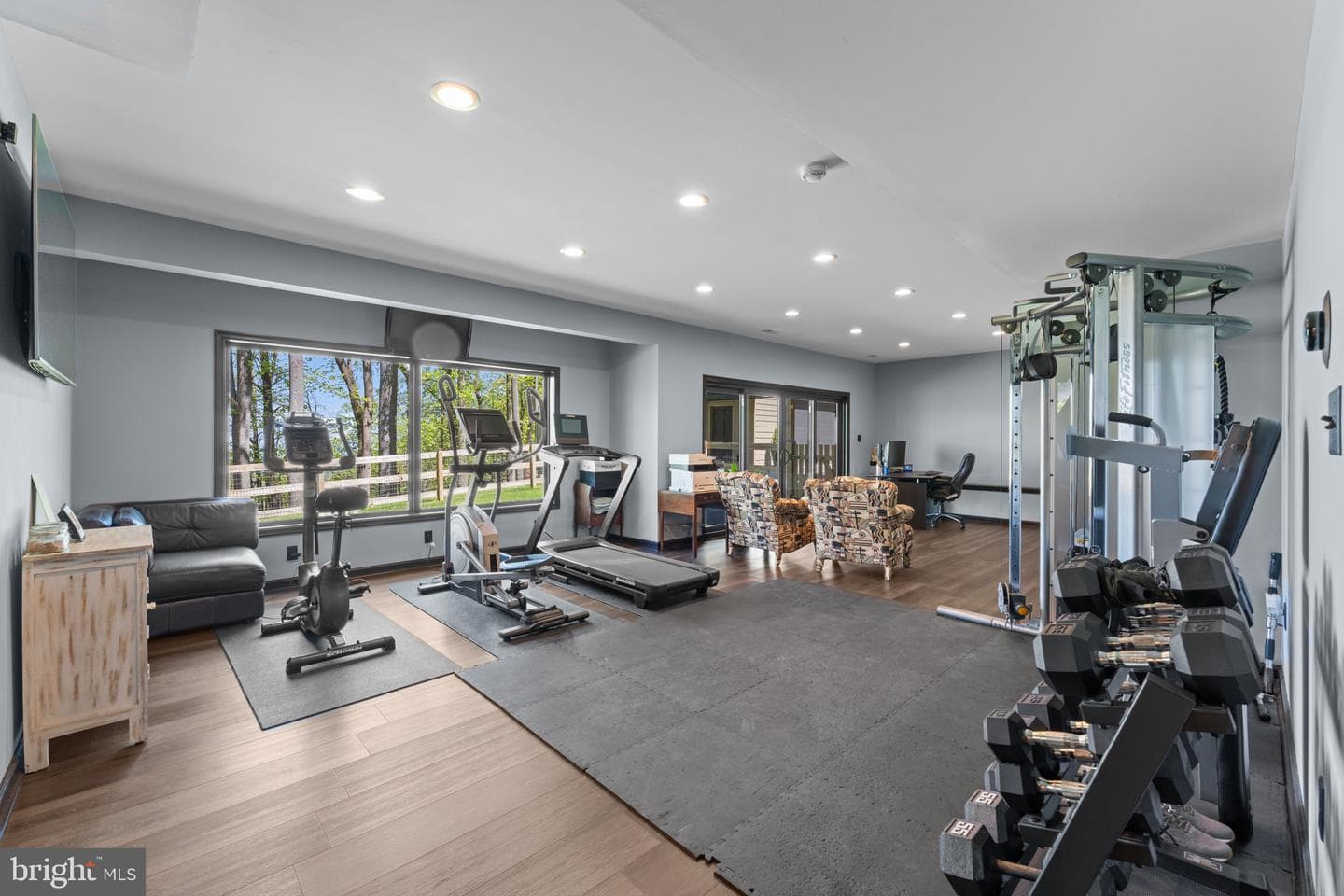 753 Club House Road photo 43