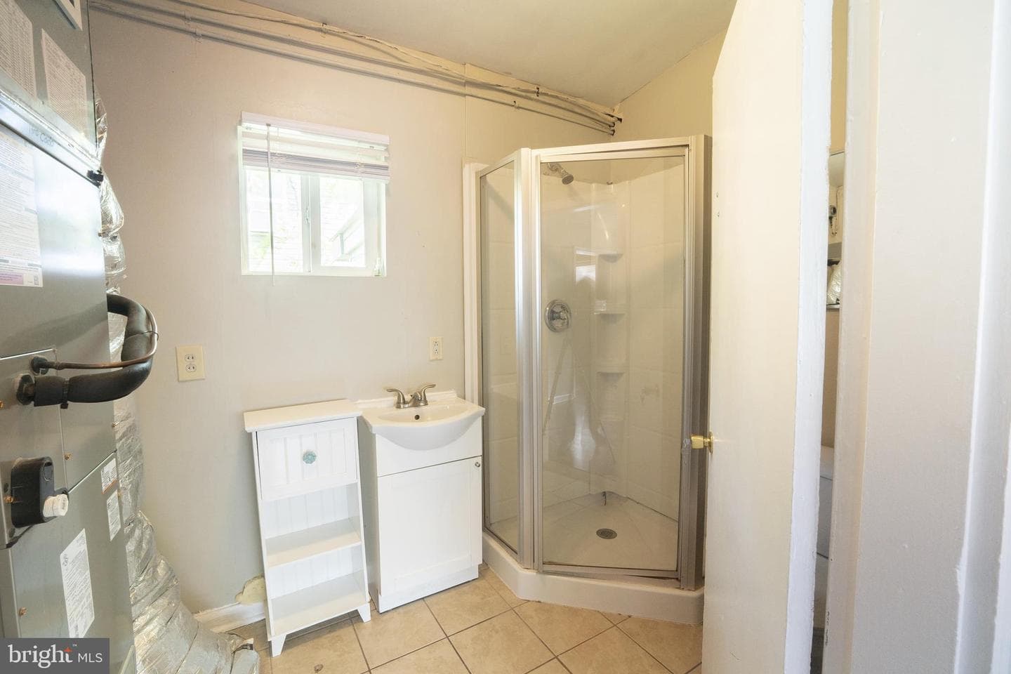 452 Acton Street photo 11