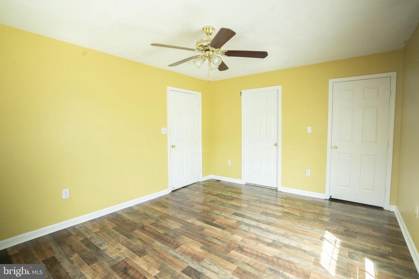 452 Acton Street photo 13