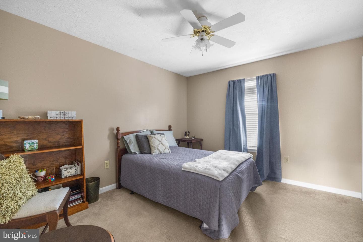 1076 Stuart Drive photo 17