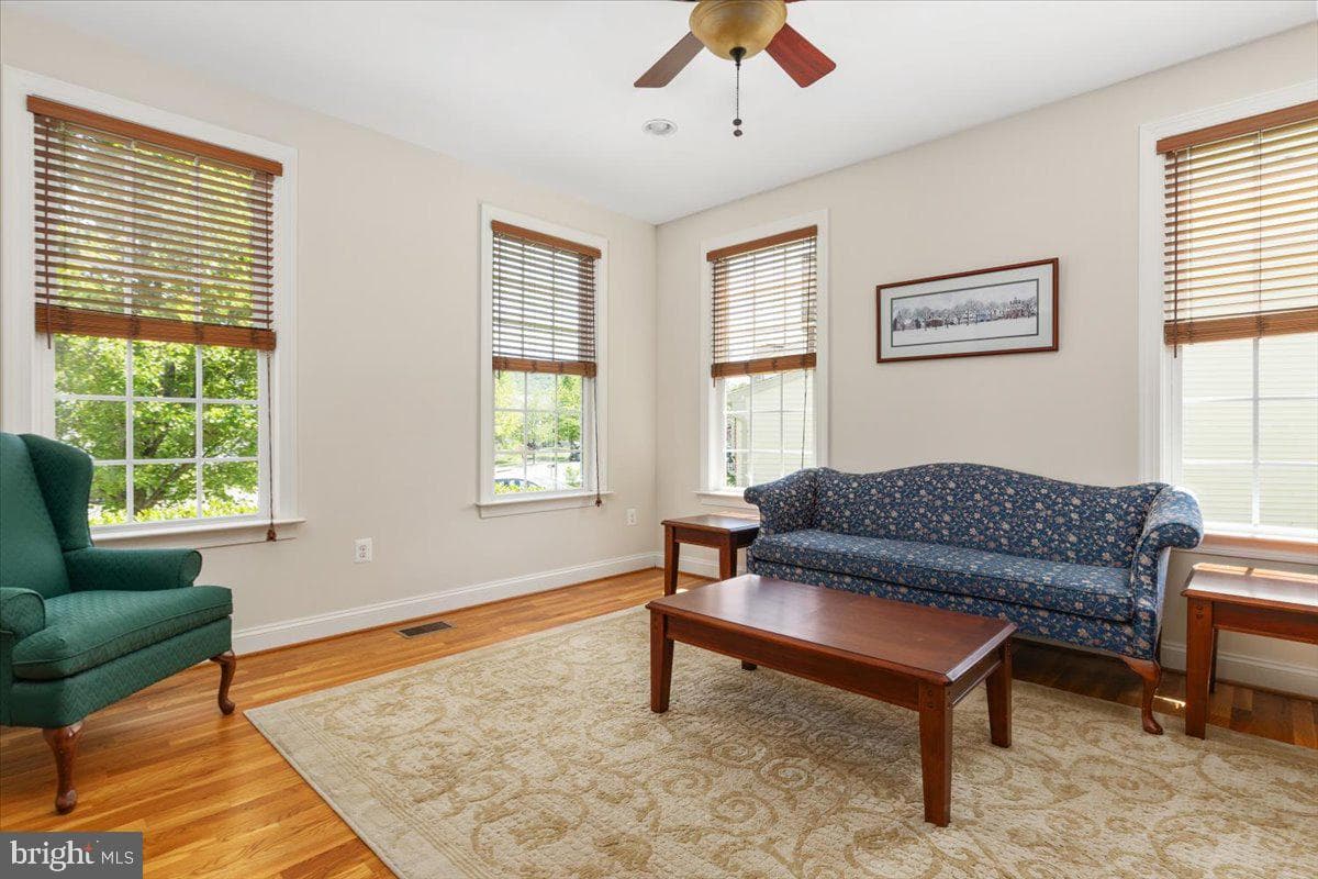 849 Village Court photo 10