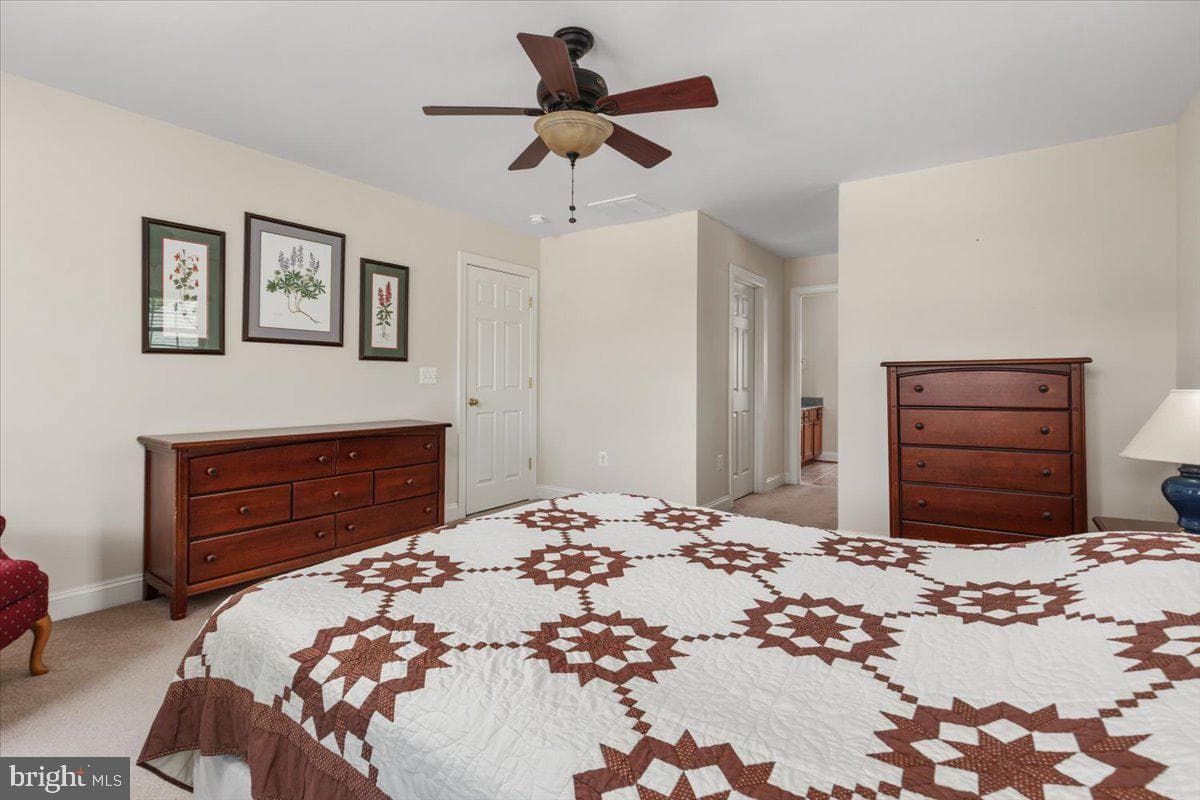 849 Village Court photo 25