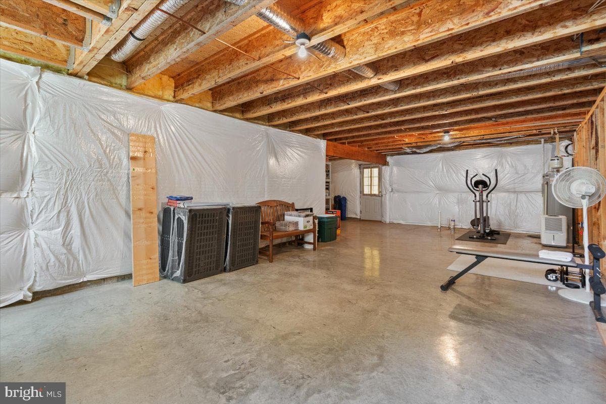 849 Village Court photo 33