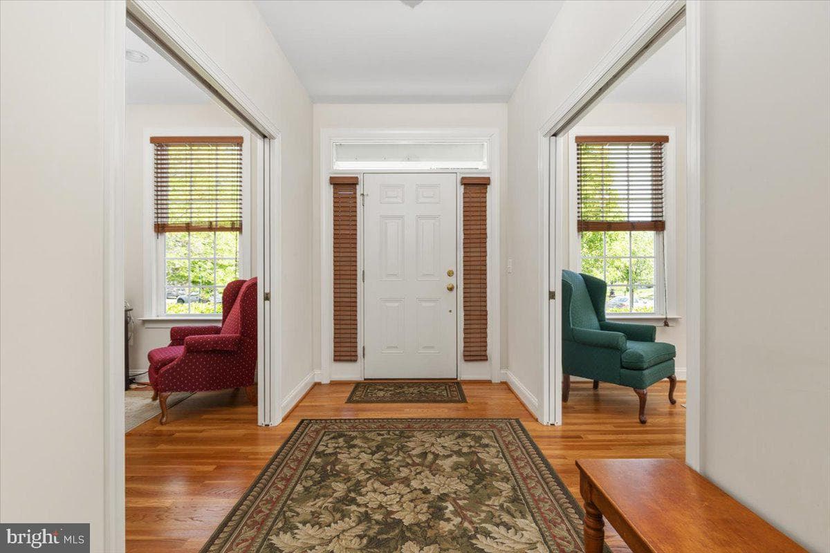 849 Village Court photo 7