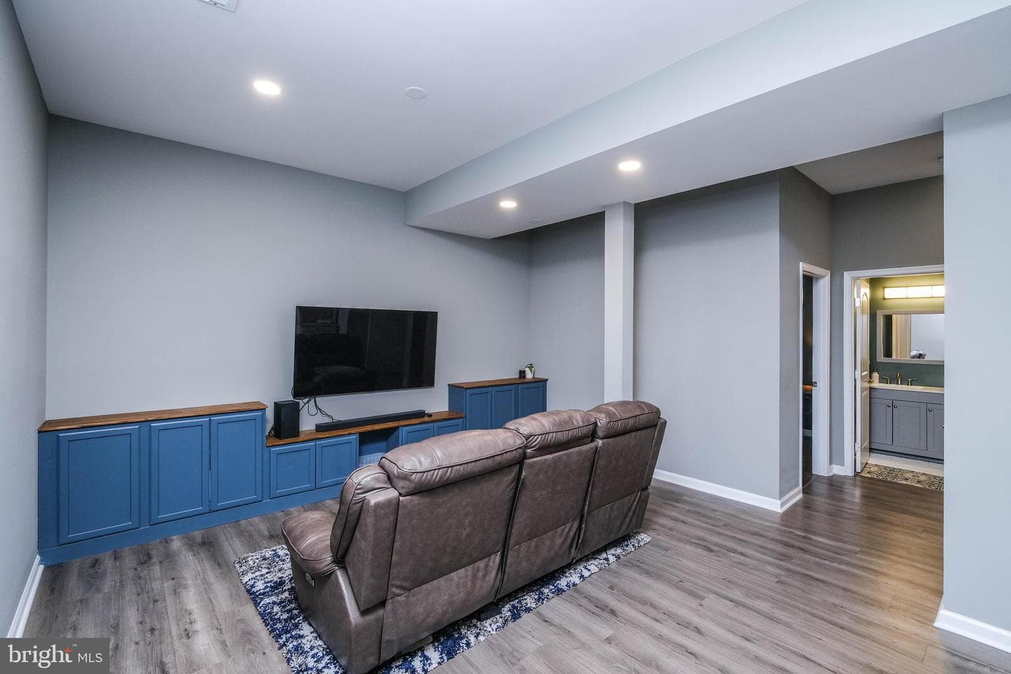 703 Cardinal Drive photo 42