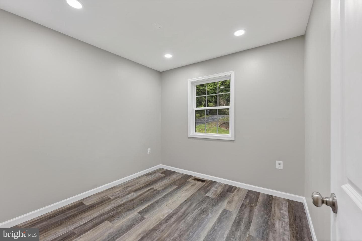 638 Apple Orchard Drive photo 28