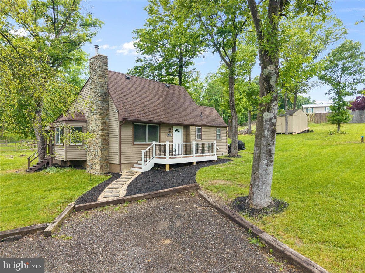 369 Mountain Lake Drive, Front Royal