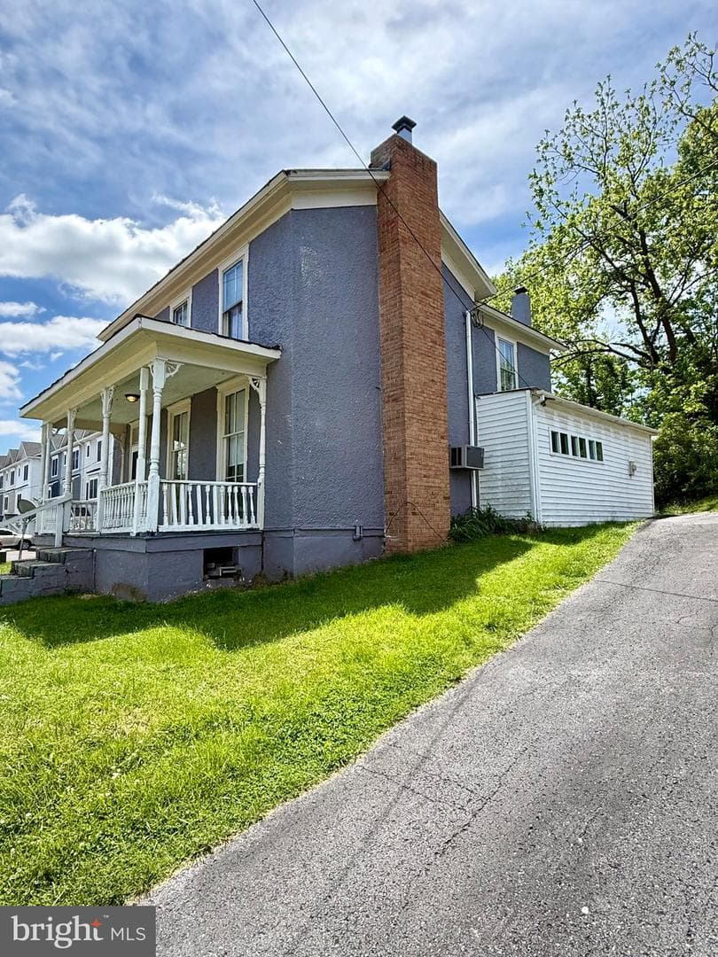 49 W Duck Street photo 9