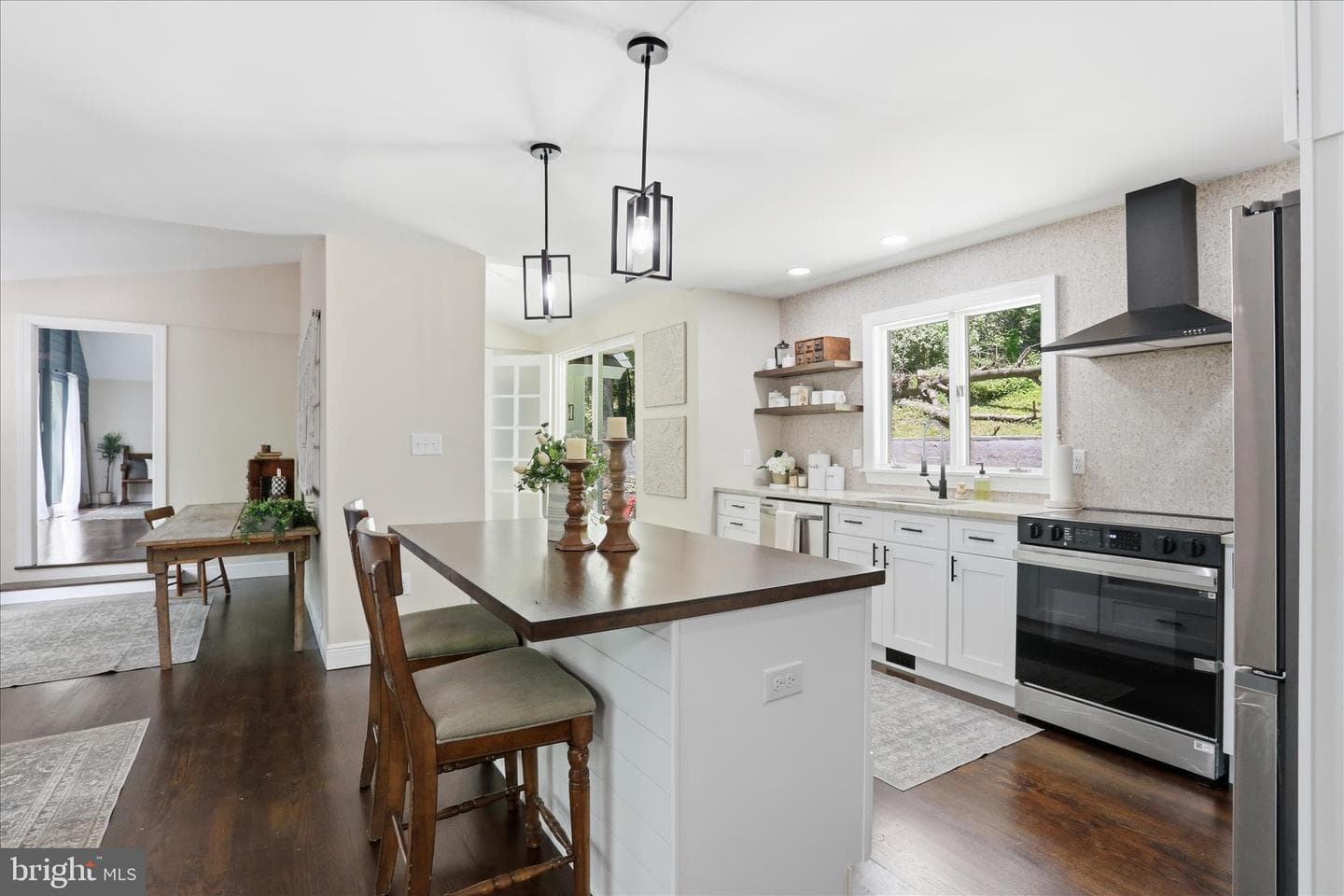 557 Golden Russet Drive photo 16