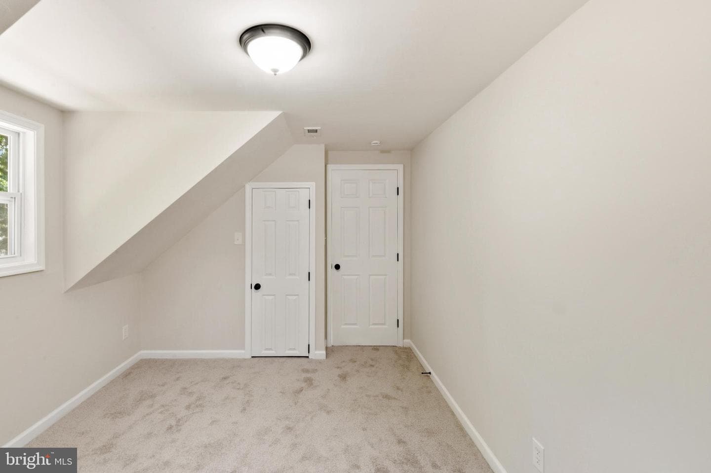 163 Apple Way photo 15