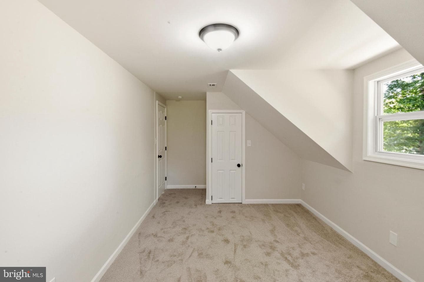 163 Apple Way photo 17