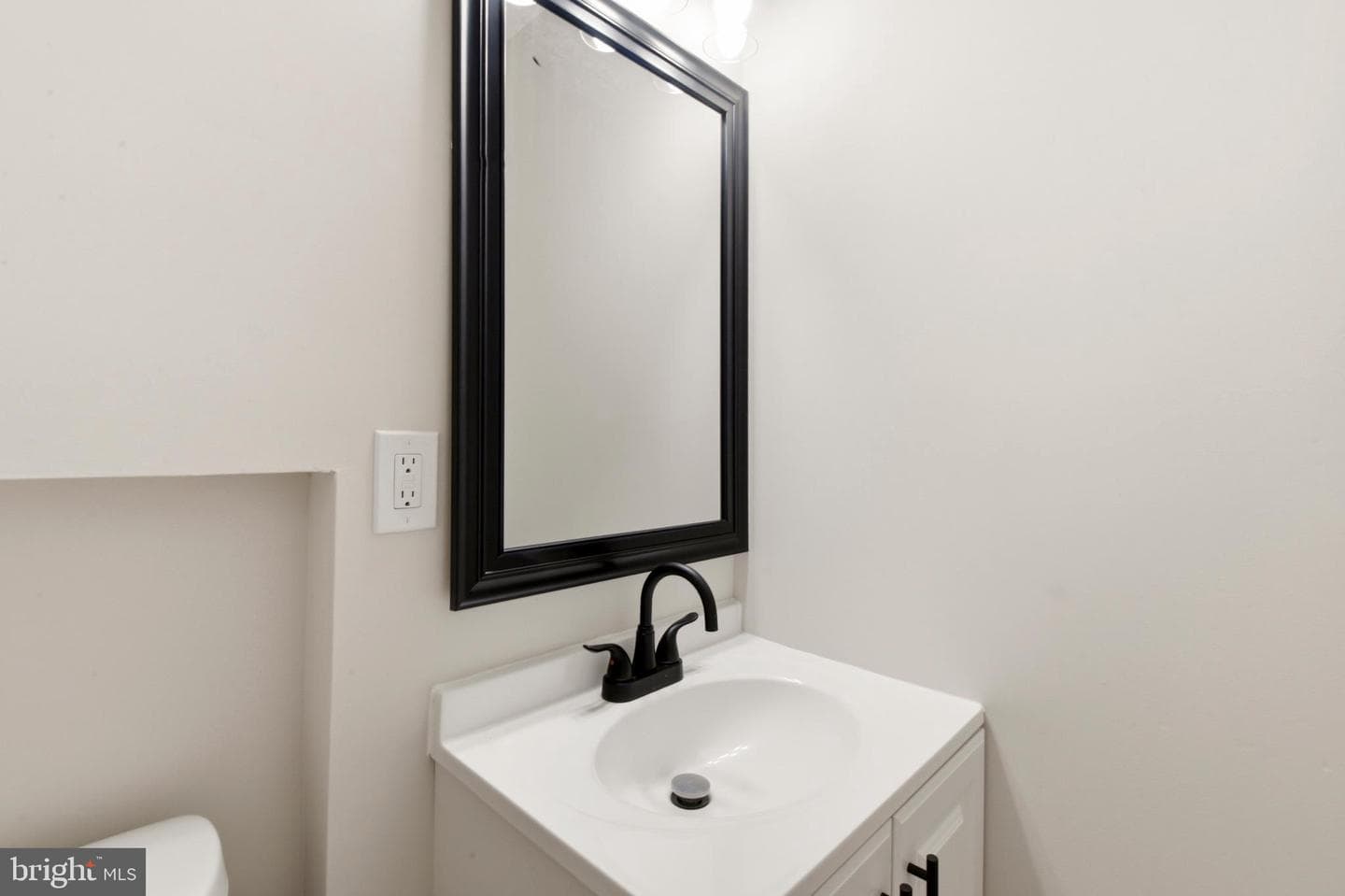 163 Apple Way photo 29