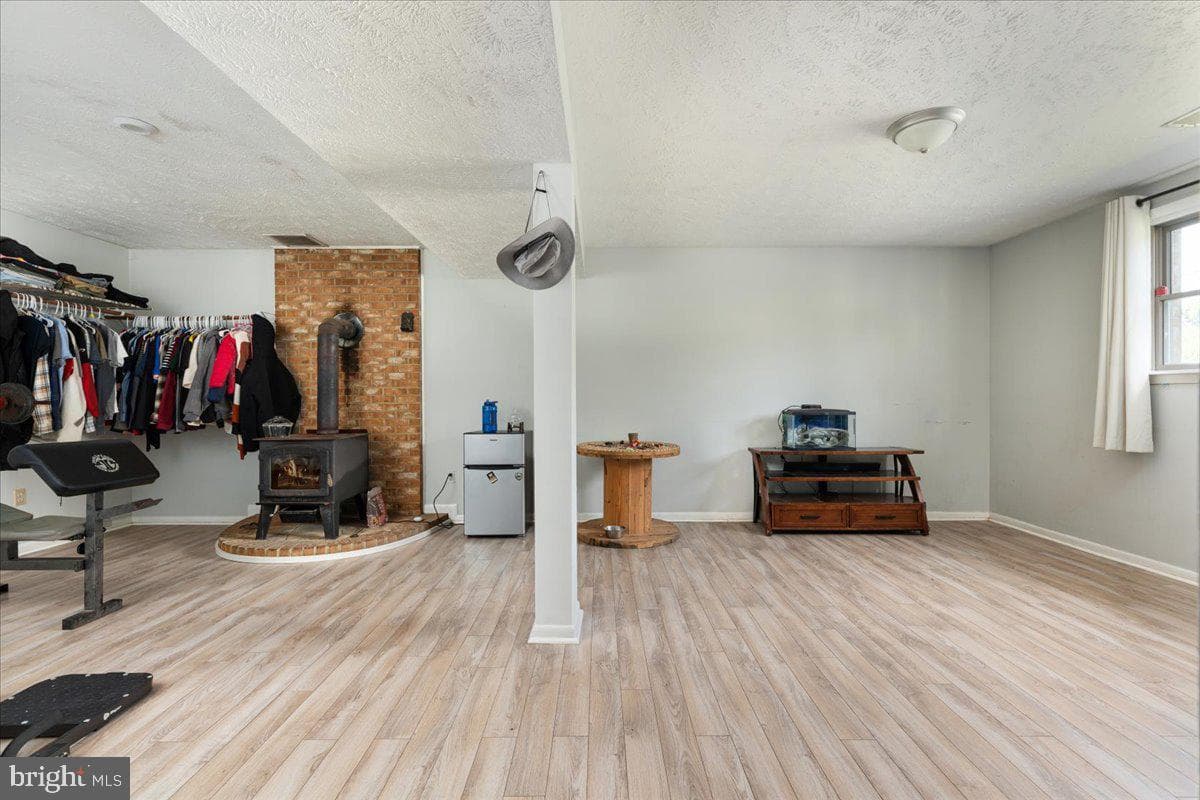 1475 Markham Street photo 21