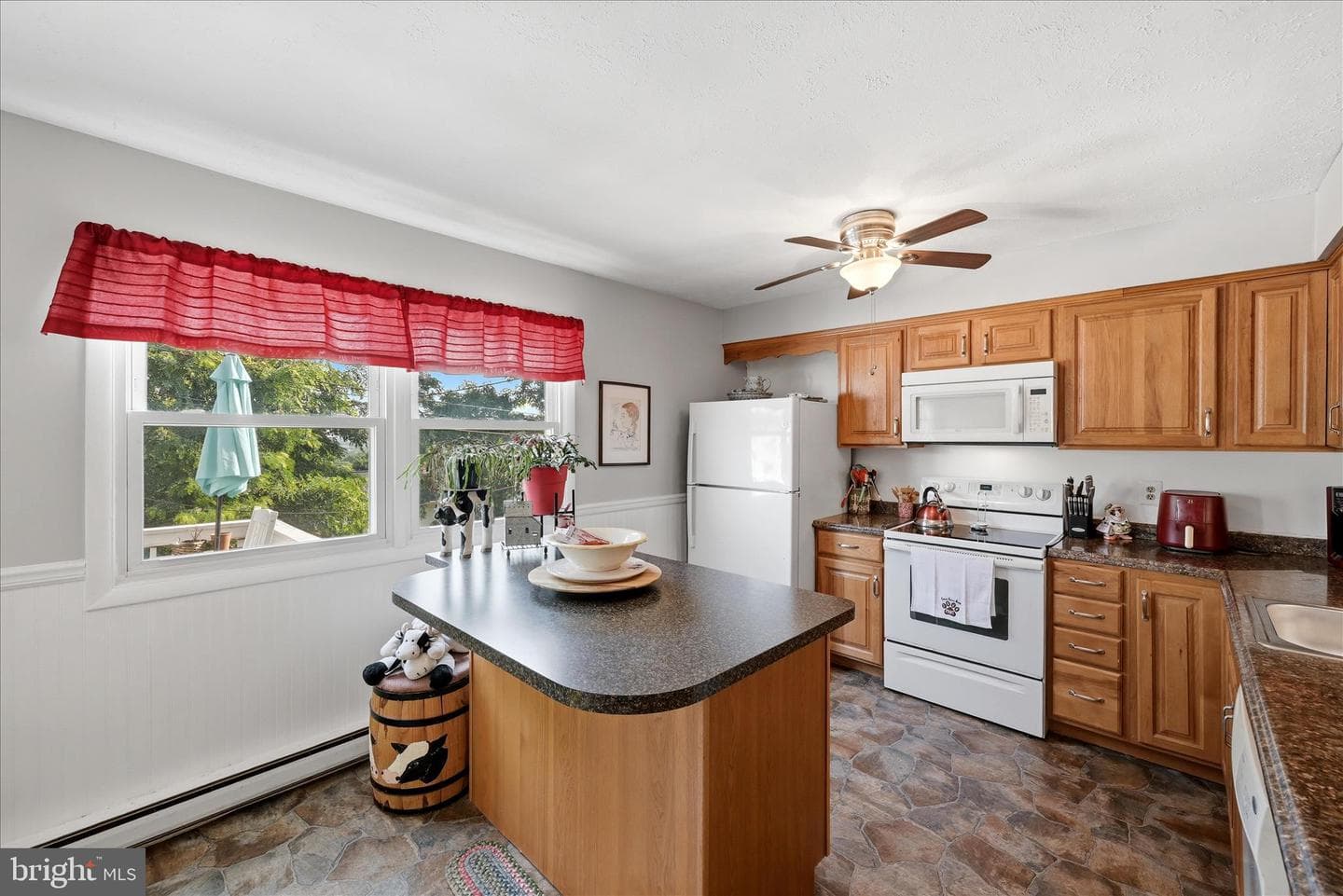 132 Scott Street photo 12