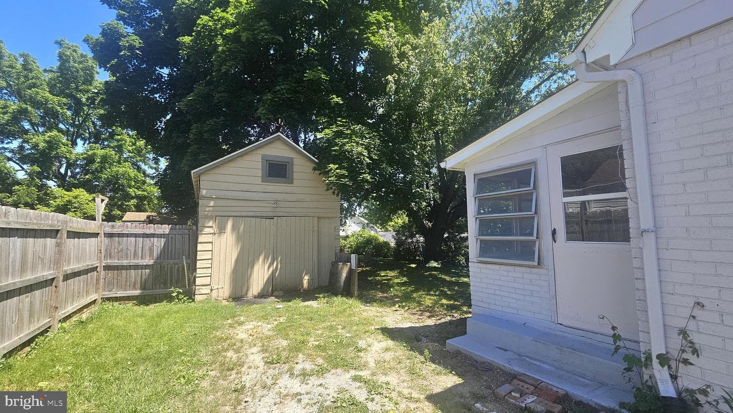 1420 John Marshall Highway photo 31