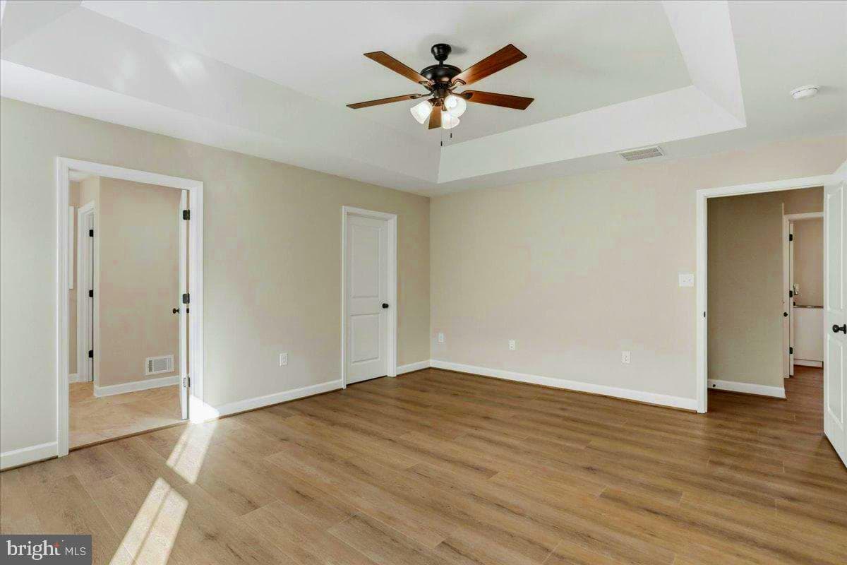 99 Lakeside Dr photo 24