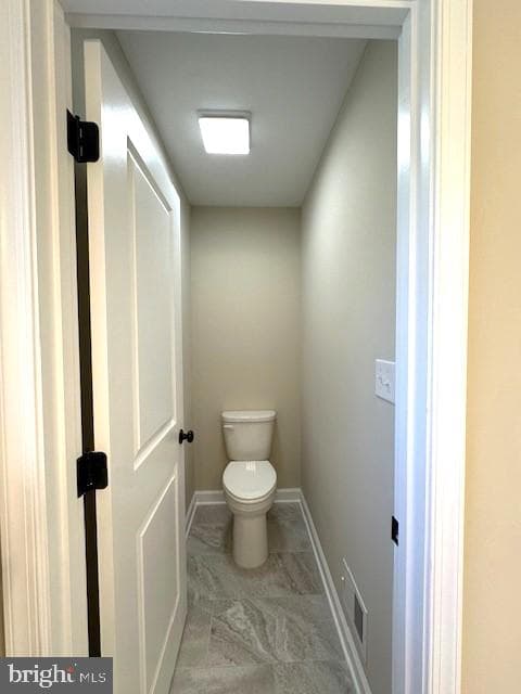 99 Lakeside Dr photo 32