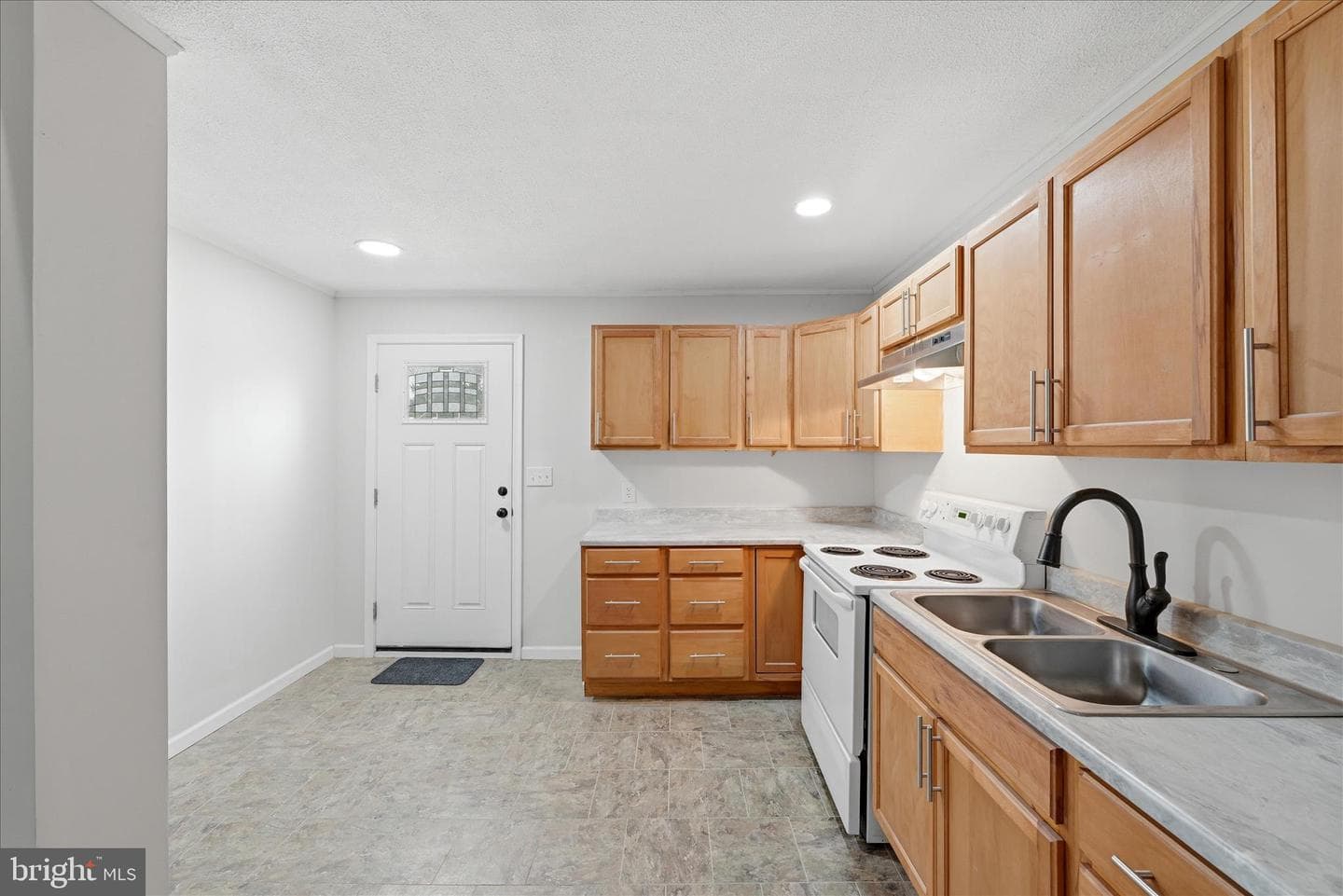 135 Beeden Lane photo 7