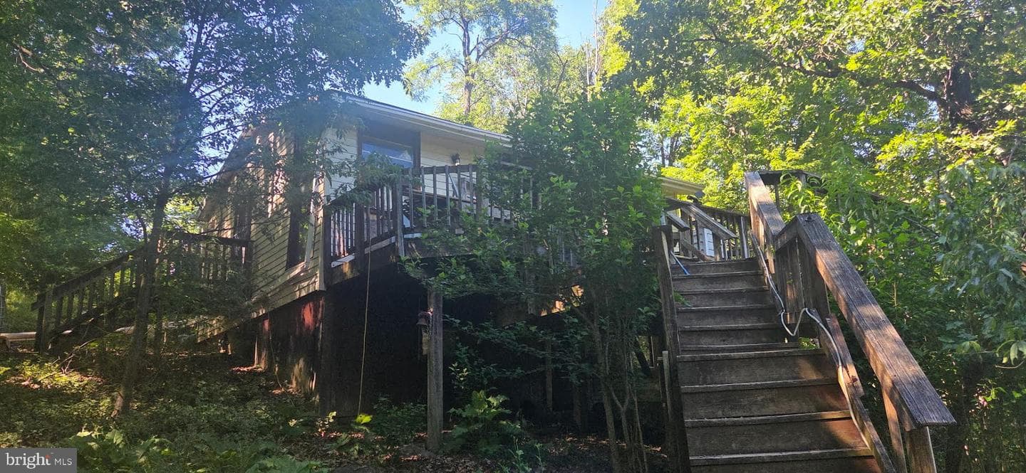 493 Goode Drive, Front Royal