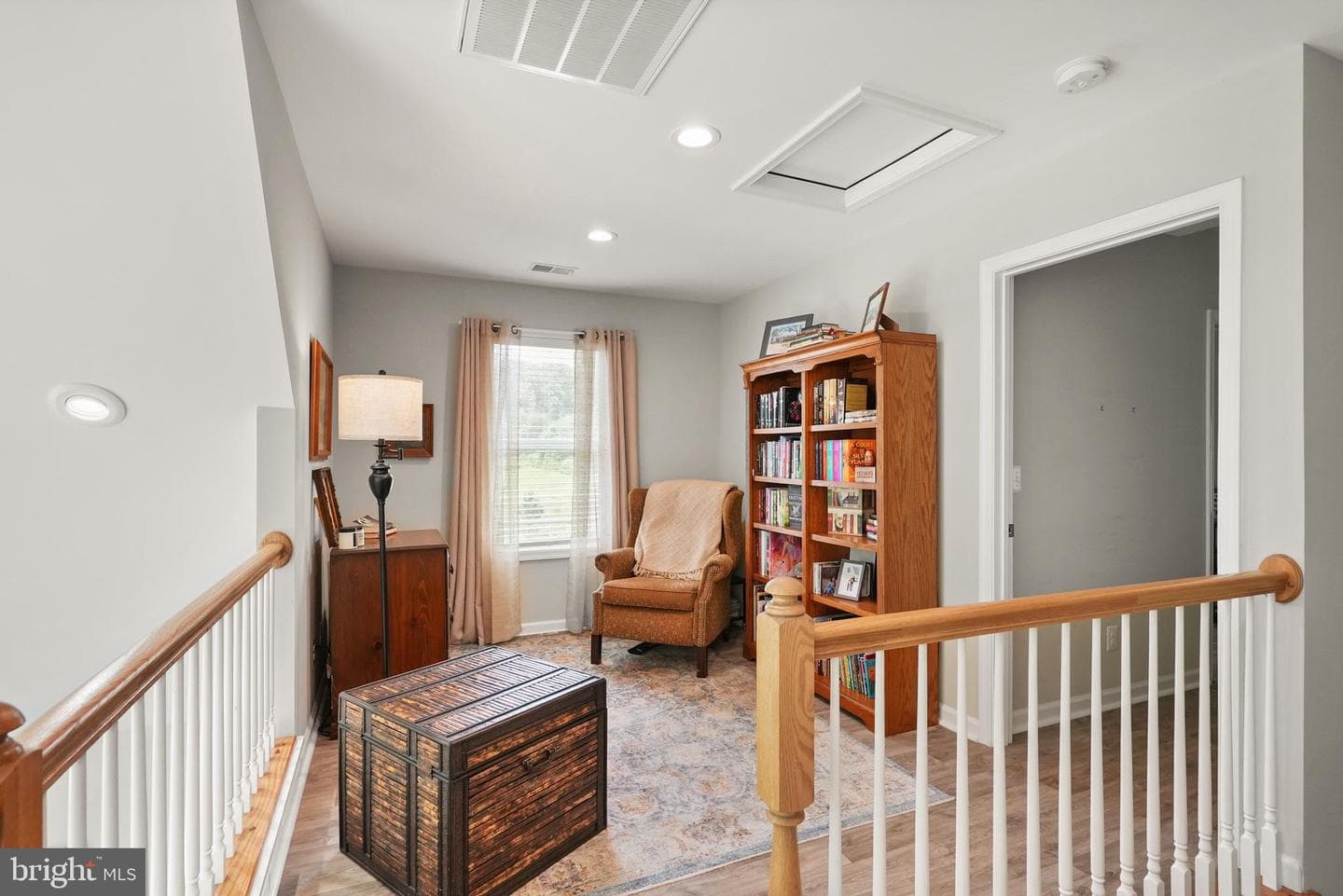 735 Sunset Village Road photo 33