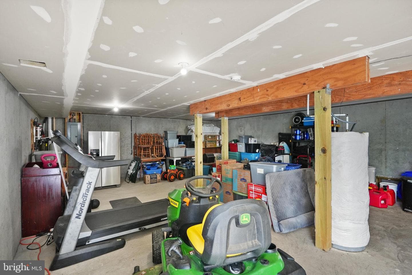 735 Sunset Village Road photo 48