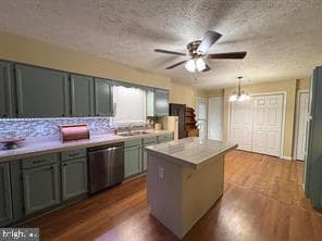 440 Bluebird Way photo 5