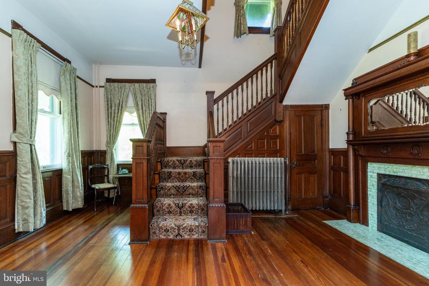 413 Grand Avenue photo 24
