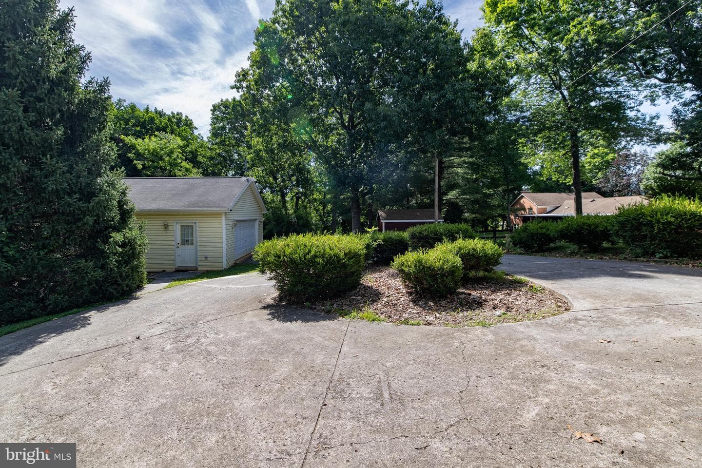 413 Grand Avenue photo 5