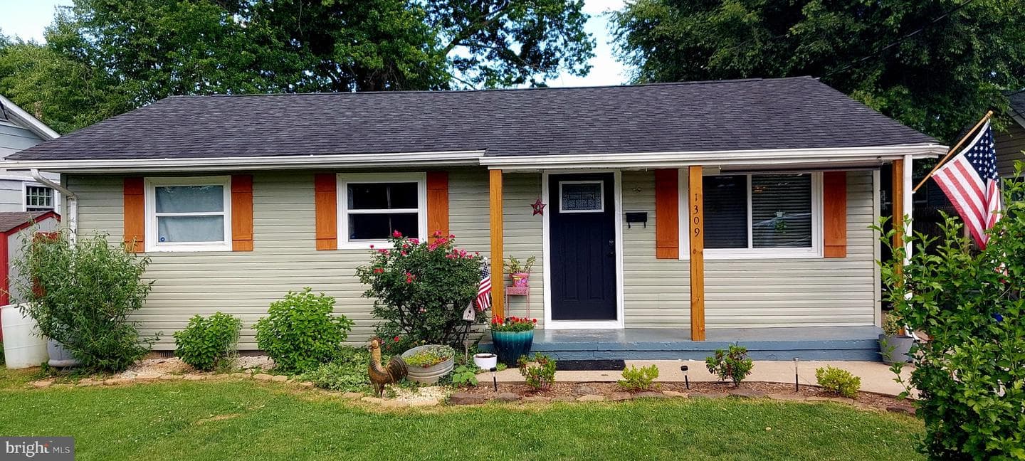 1309 Monroe Ave, Front Royal