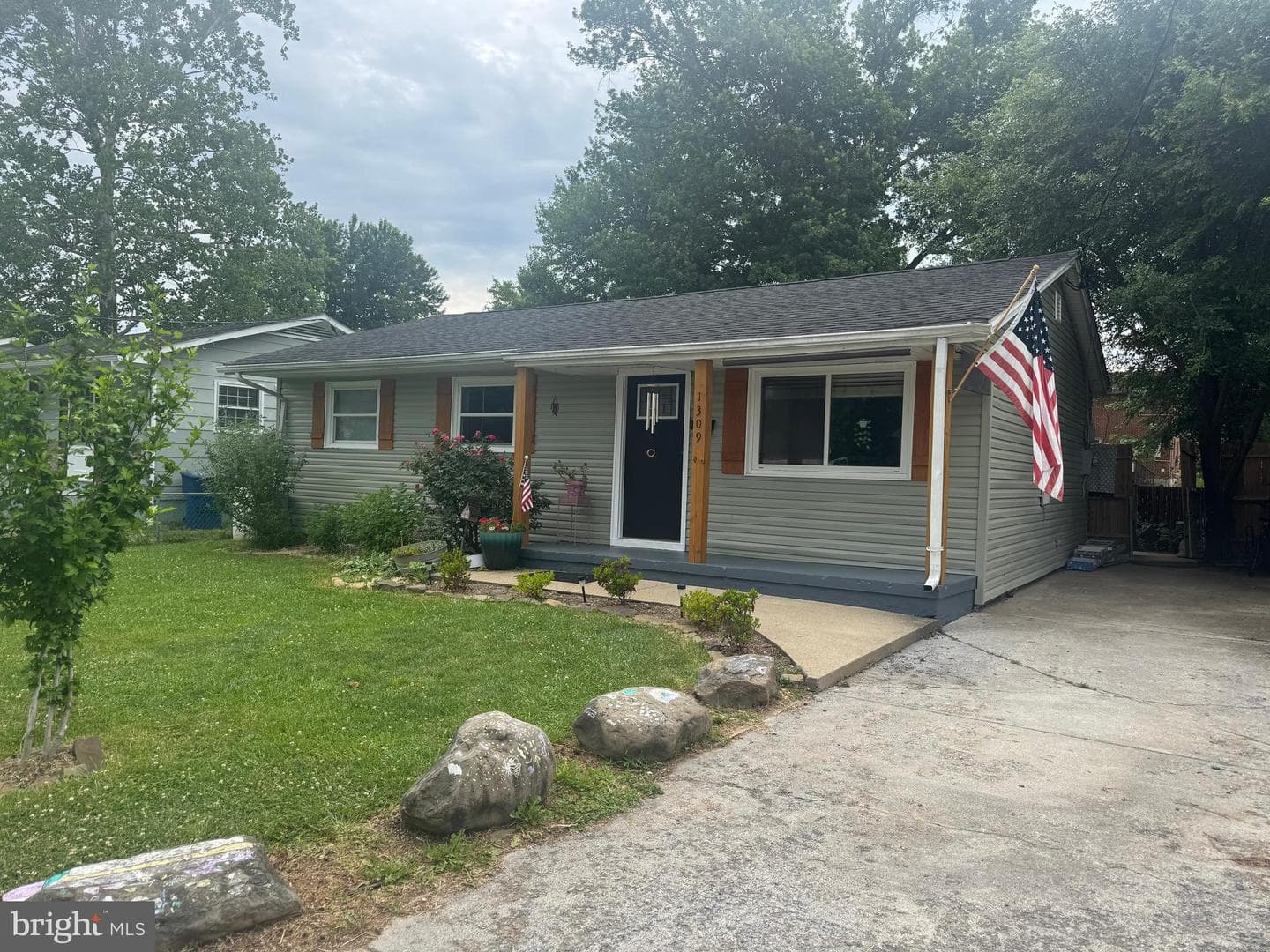 1309 Monroe Ave, Front Royal