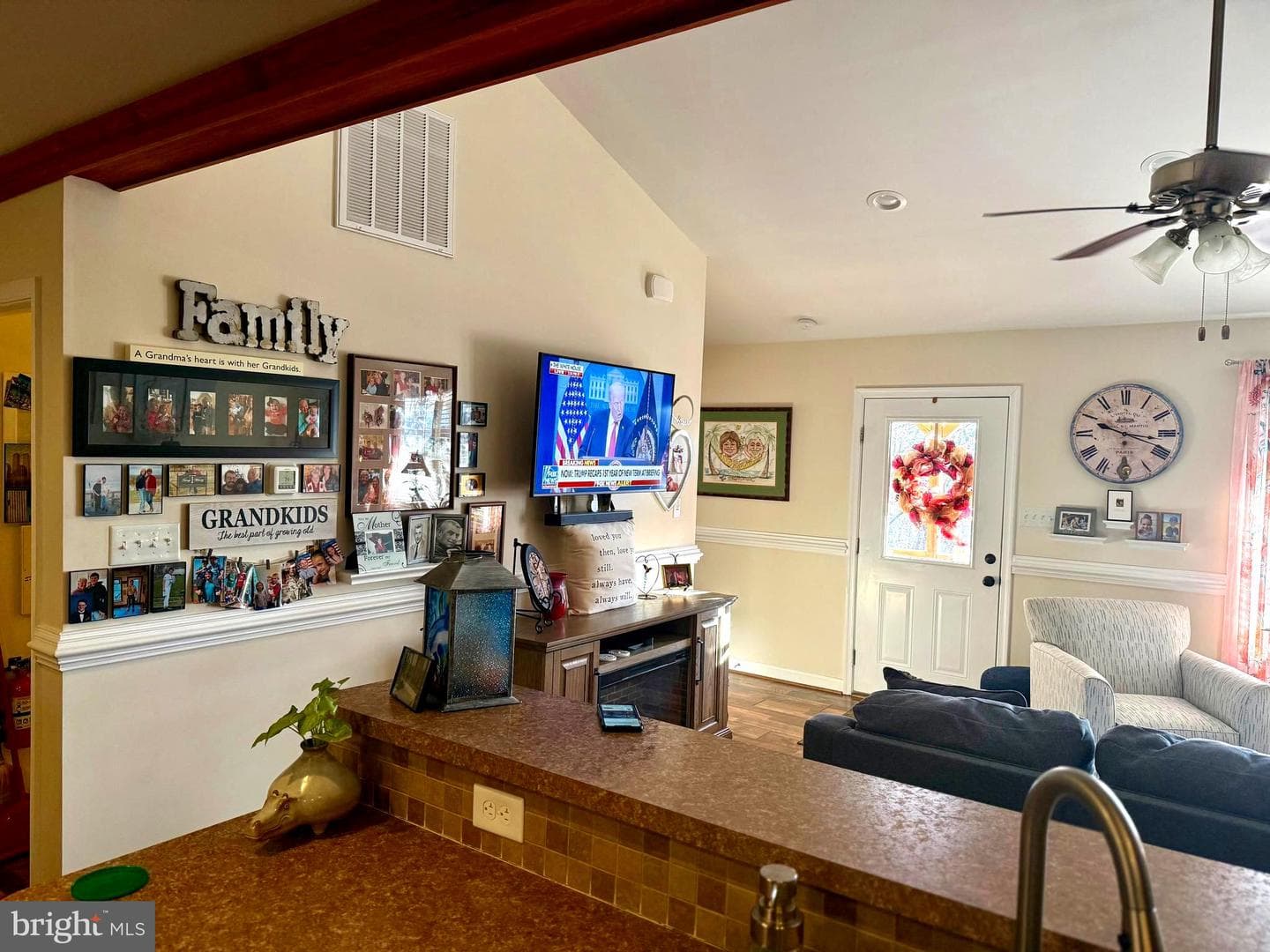 1157 Granny Smith Road photo 11